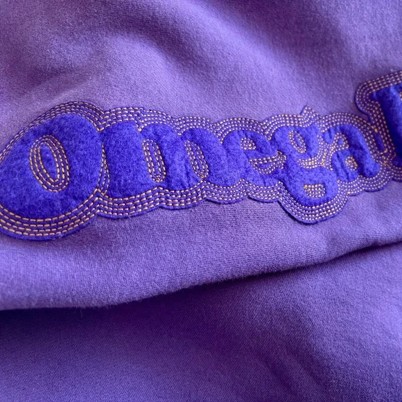 NWOT Purple Omega Psi Phi hoodie with raised lettering and shield - Size M - Picture 6 of 7